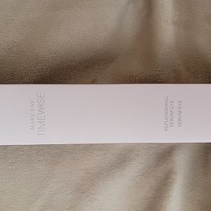 TimeWise Replenishing Serum C & E